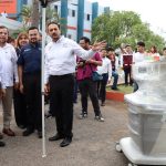 Cuenta la UAT con moderno quirófano móvil veterinario